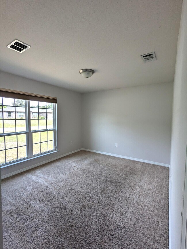 Building Photo - 8249 Escola St