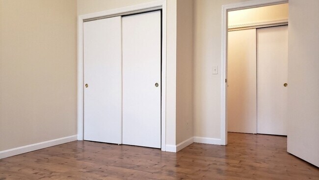 Building Photo - 65 Brookline St