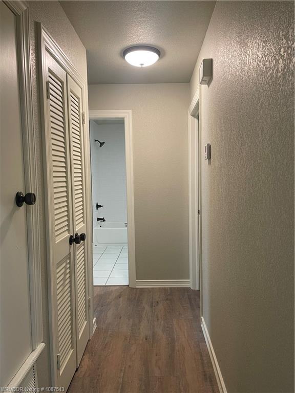 Building Photo - 8908 Stoney Hedge Dr