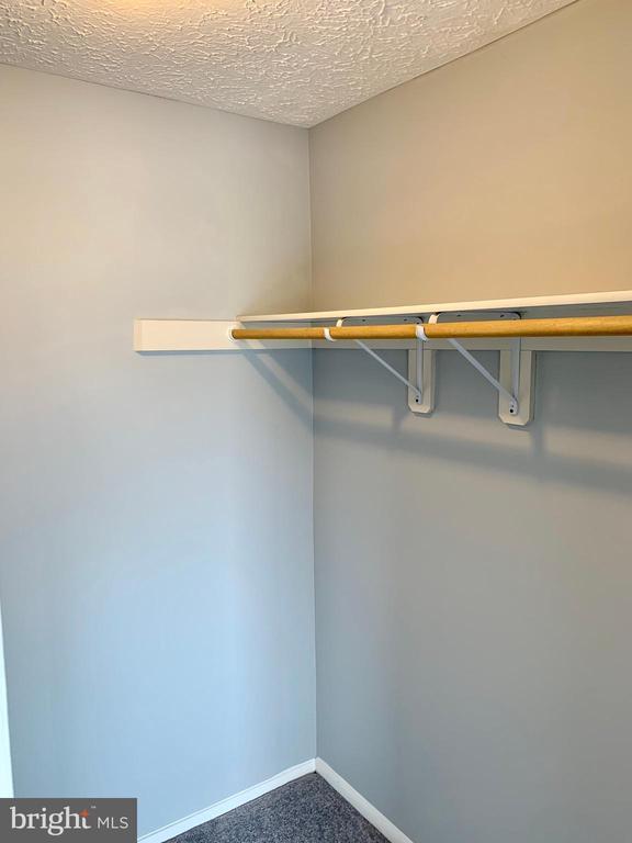 Building Photo - 751 Heather Ridge Dr