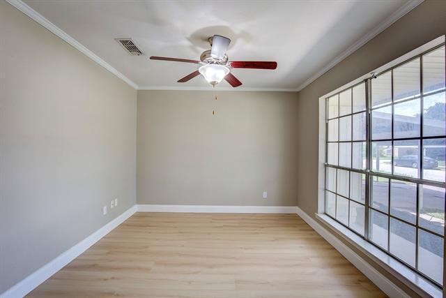 Building Photo - 604 Ruidoso Dr