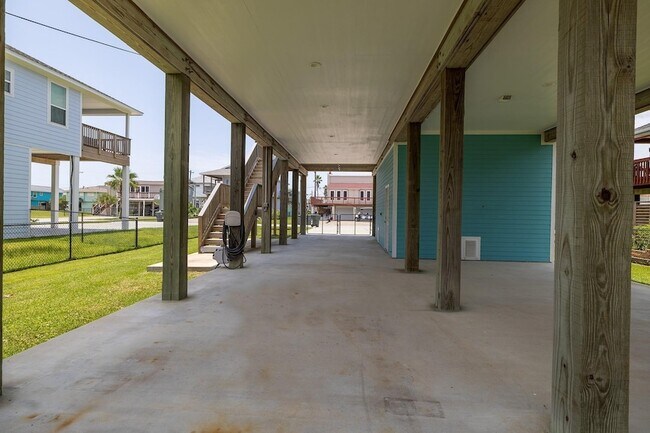 Building Photo - 4129 Fort Bend Dr