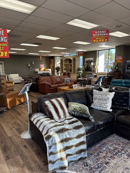 Building Photo - 22750 Hawthorne Blvd