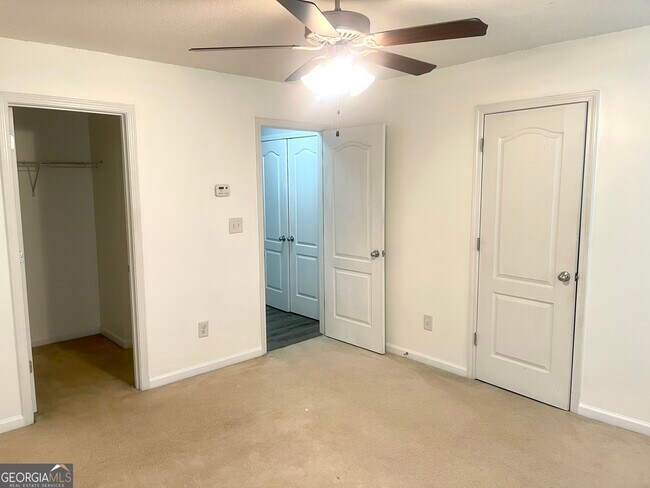 Building Photo - 101 Prattling Ct