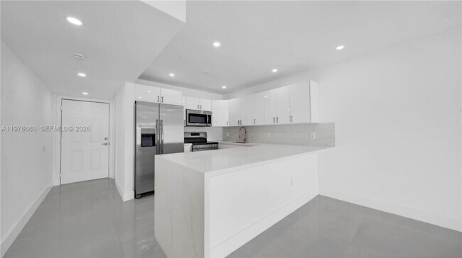 Building Photo - 6070 W 19th Ave