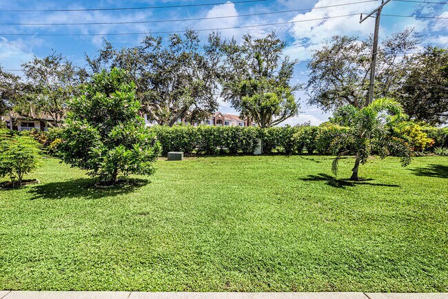 Building Photo - 14404 Canalview Dr
