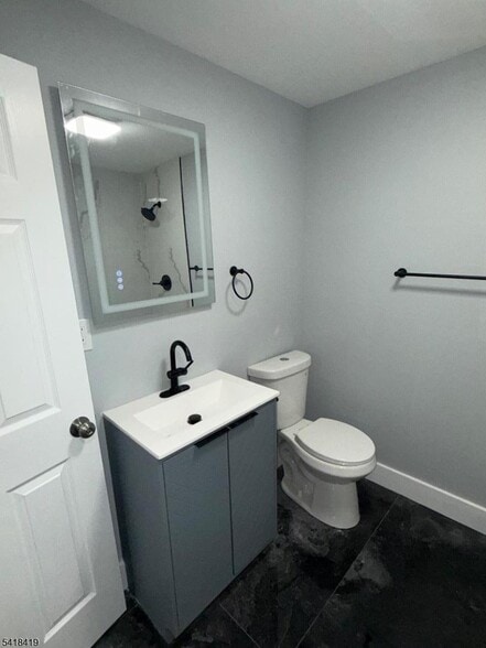 Building Photo - 23 1/2 Dr Martin Luther King Jr Blvd