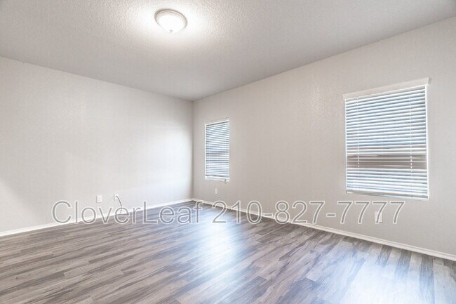 Building Photo - 7415 Marina Del Rey