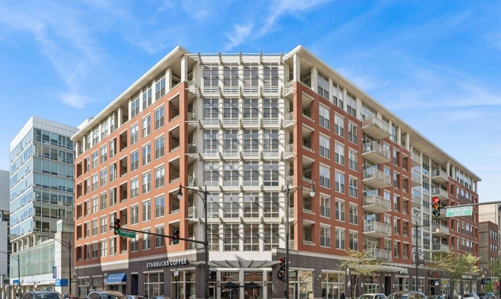 Building Photo - 1001 W Madison St