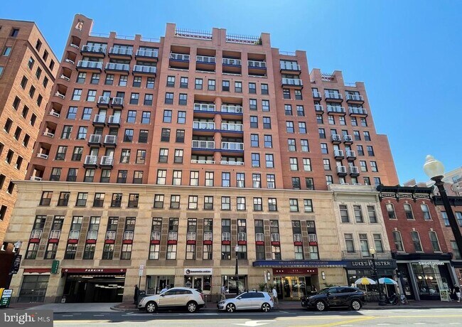 Building Photo - 616 E St NW