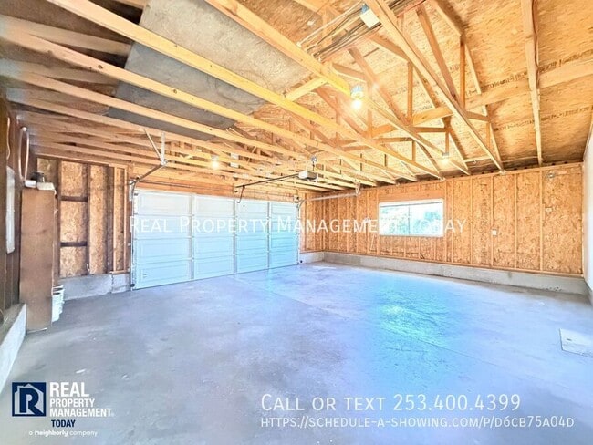 Building Photo - 2301 N Winnifred St