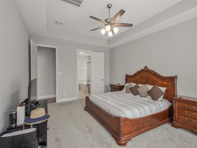 Building Photo - 4108 Emerson Cove Dr