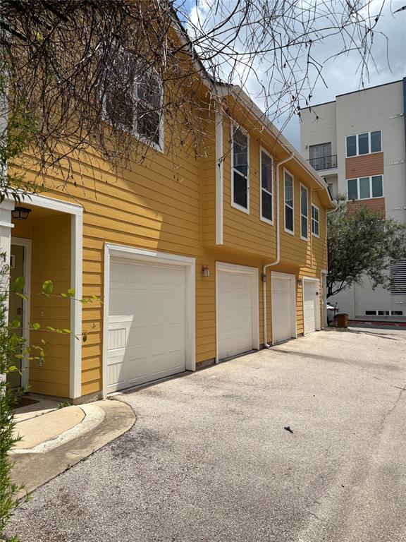 Building Photo - 1601 Miriam Ave