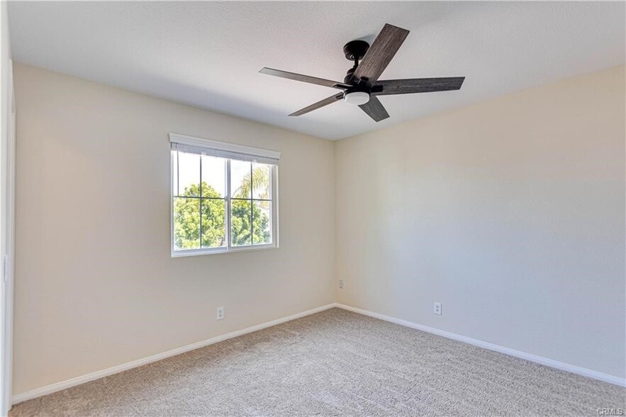 Upstairs bedroom 2 - 31167 Sunningdale Dr