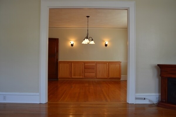 Building Photo - 821 Brandon Ave