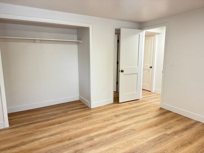 Building Photo - NEWLY REMODELED 3 Bed + Office / 2 Bath Home on Linden in Boulder – Available NOW!