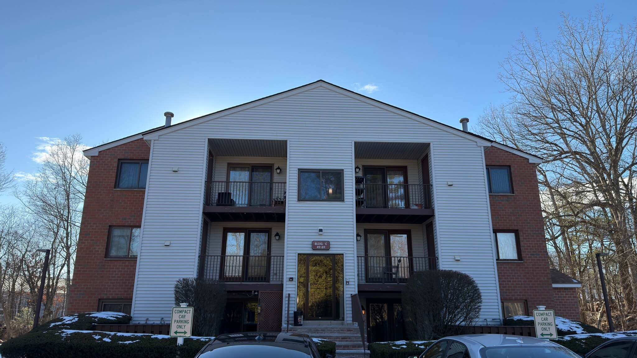 Building Photo - 189 Littleton Rd