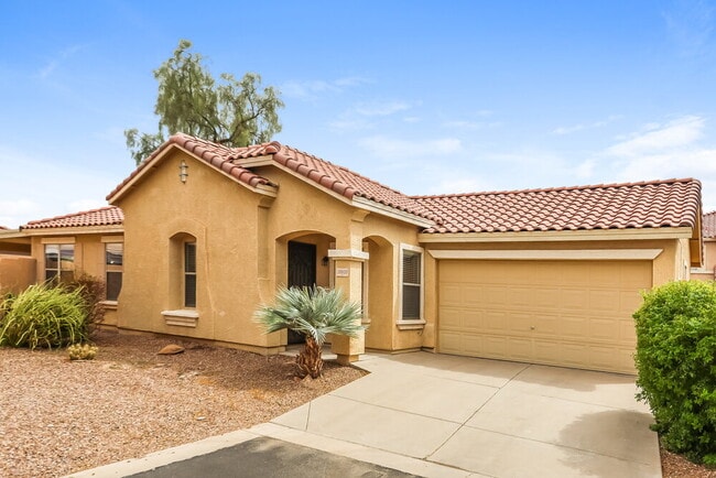 Building Photo - 16910 W Marconi Ave