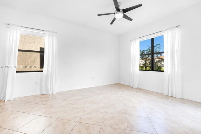 Building Photo - 5377 Cameron Dr