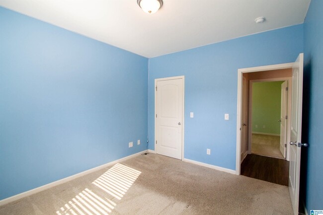 Building Photo - 1068 Aronimink Dr