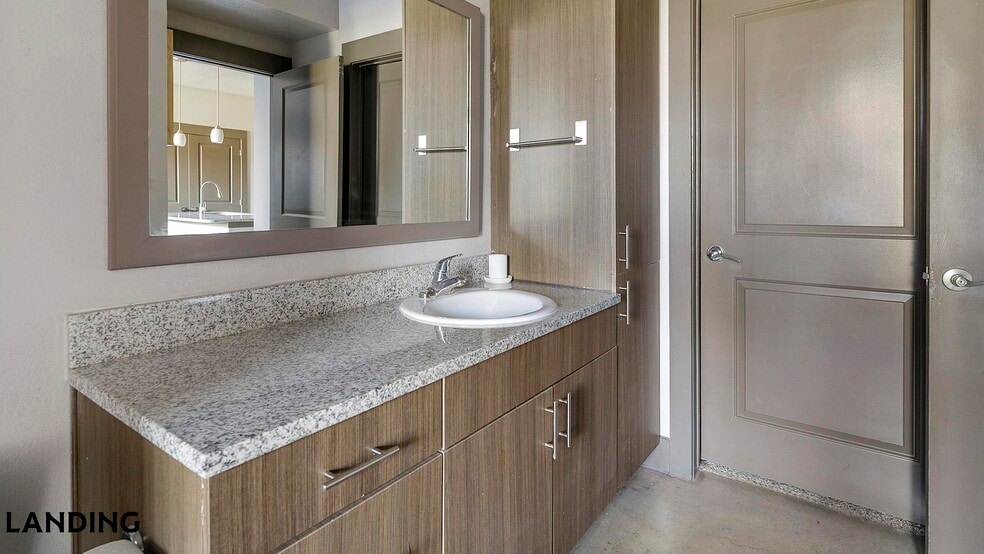 Building Photo - 14805 Grisby Rd