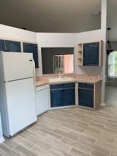 Building Photo - 38 Townhill Dr