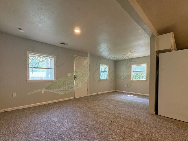 Building Photo - Charming 2 Bedroom Home in Raytown