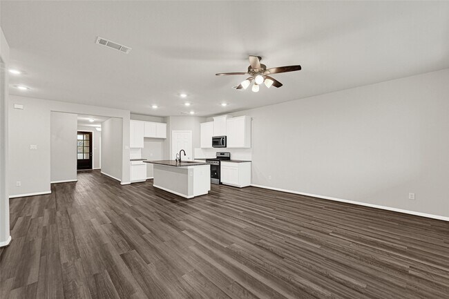 Building Photo - 13401 Emerald Mallard Dr