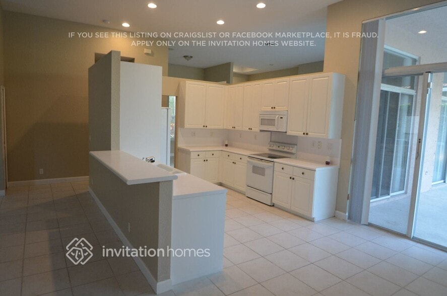 Building Photo - 5031 NW 123rd Ave