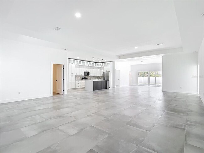 Building Photo - 159 Antilla Dr