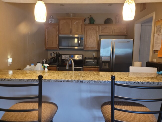 Building Photo - 681 Olde Camelot Cir