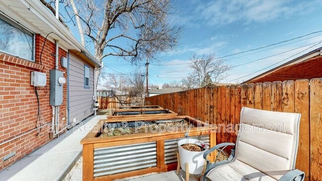 Building Photo - 6025 W 61st Ave