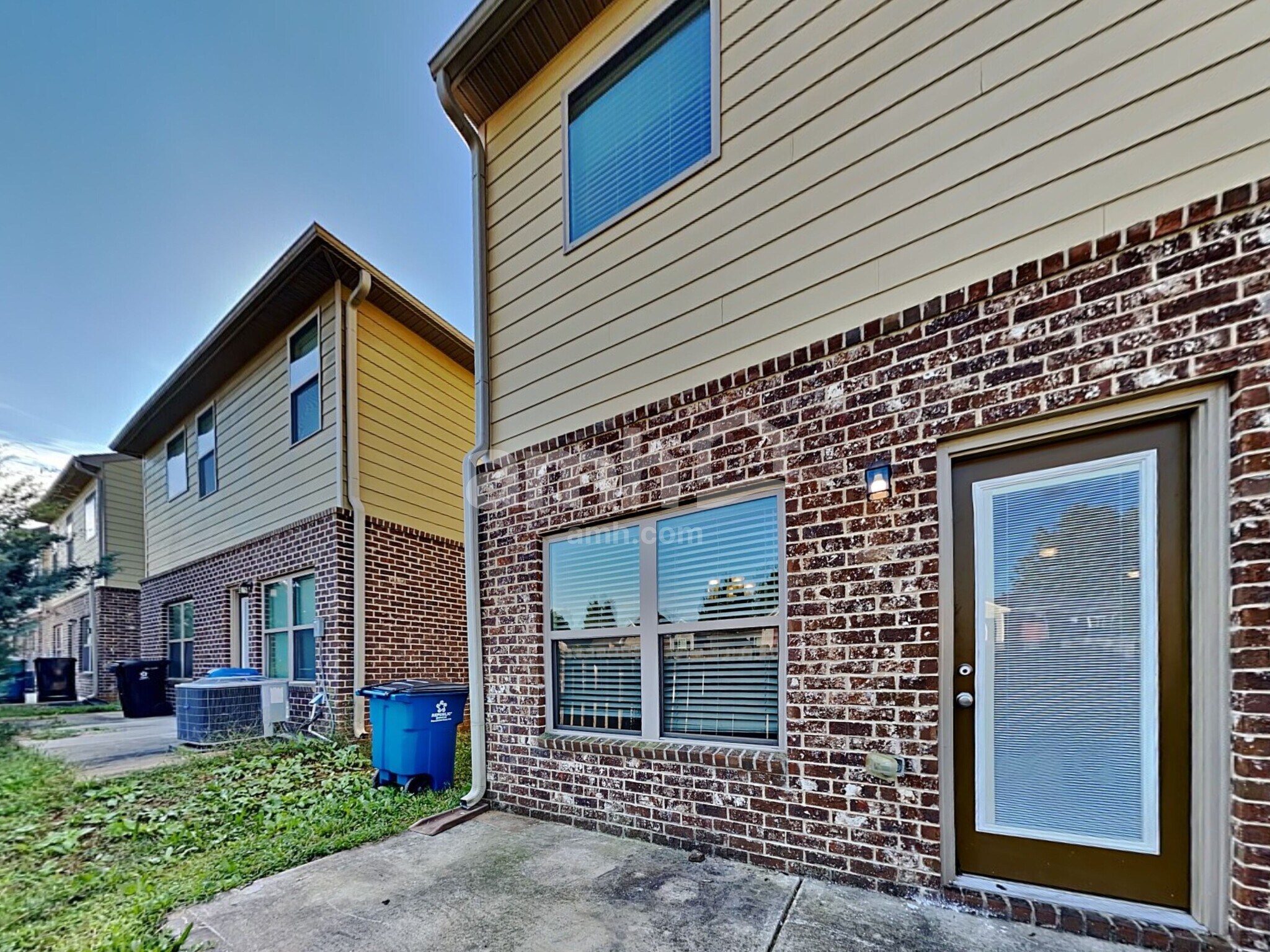 Building Photo - 1240 Faye Ct