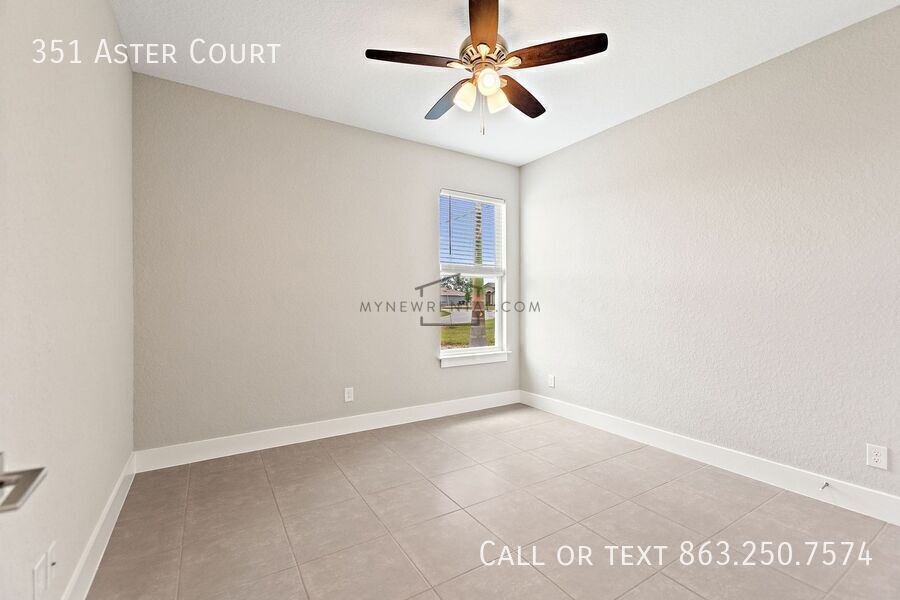 Building Photo - 351 Aster Ct