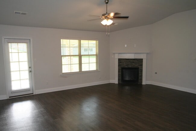 Building Photo - 3506 Sabra Ln