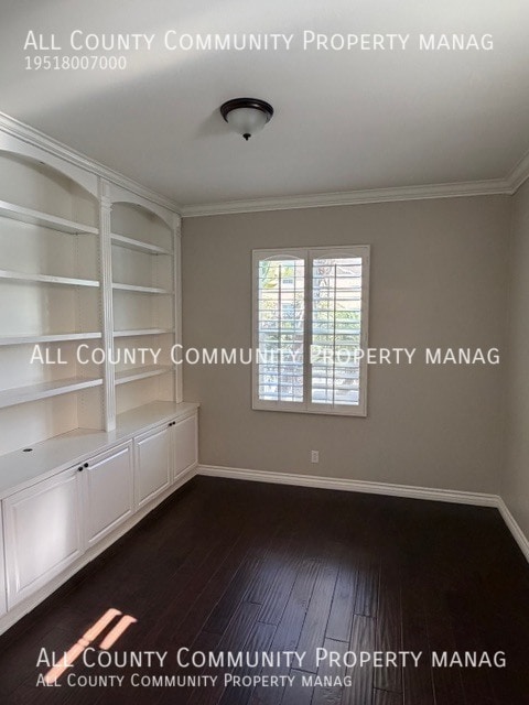 Building Photo - 70 Loganberry-