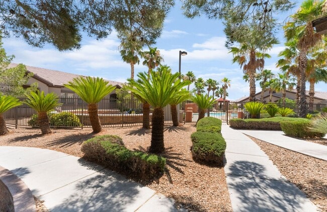 Building Photo - Bright 2-Bed Condo with Patio!