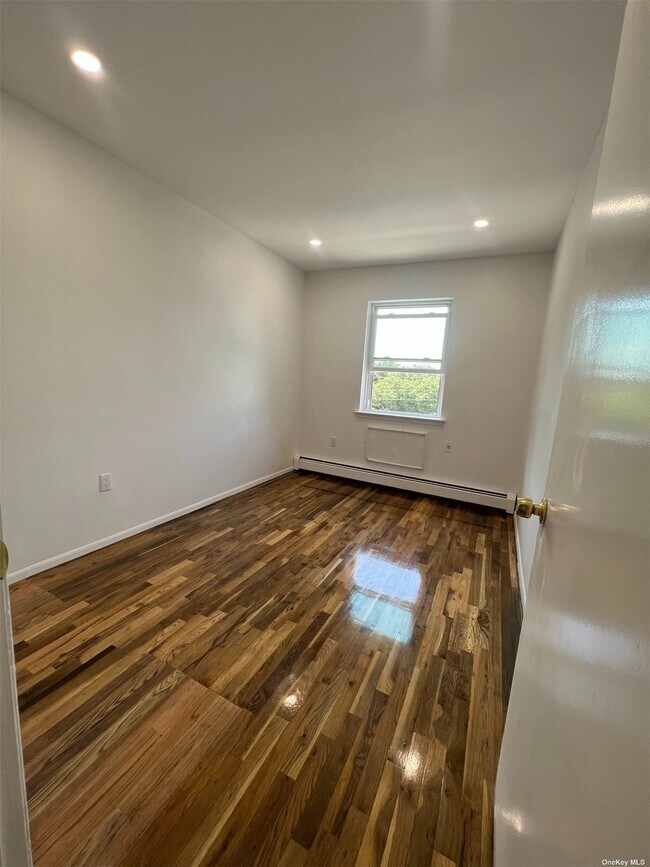 Building Photo - 45-87-87 160th St