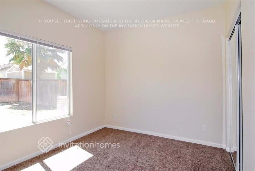 Building Photo - 3485 Windmill Ct