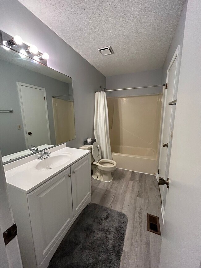 Building Photo - Fairfield Estates, Enterprise, AL