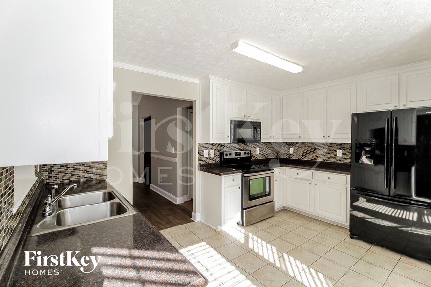 Building Photo - 1005 Carrick Ct
