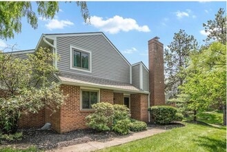 Building Photo - 115 Corbins Mill Dr