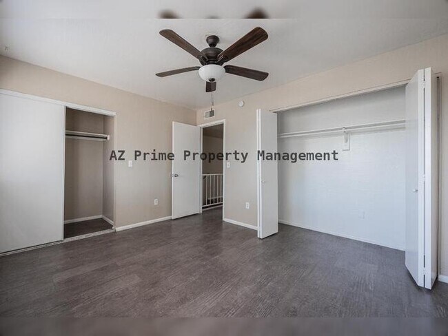 Building Photo - 4513 N 26th Dr