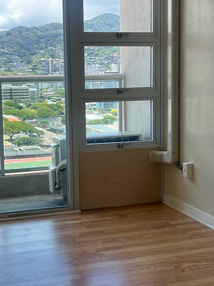 New QuietbAC Unit - 1133 Waimanu St