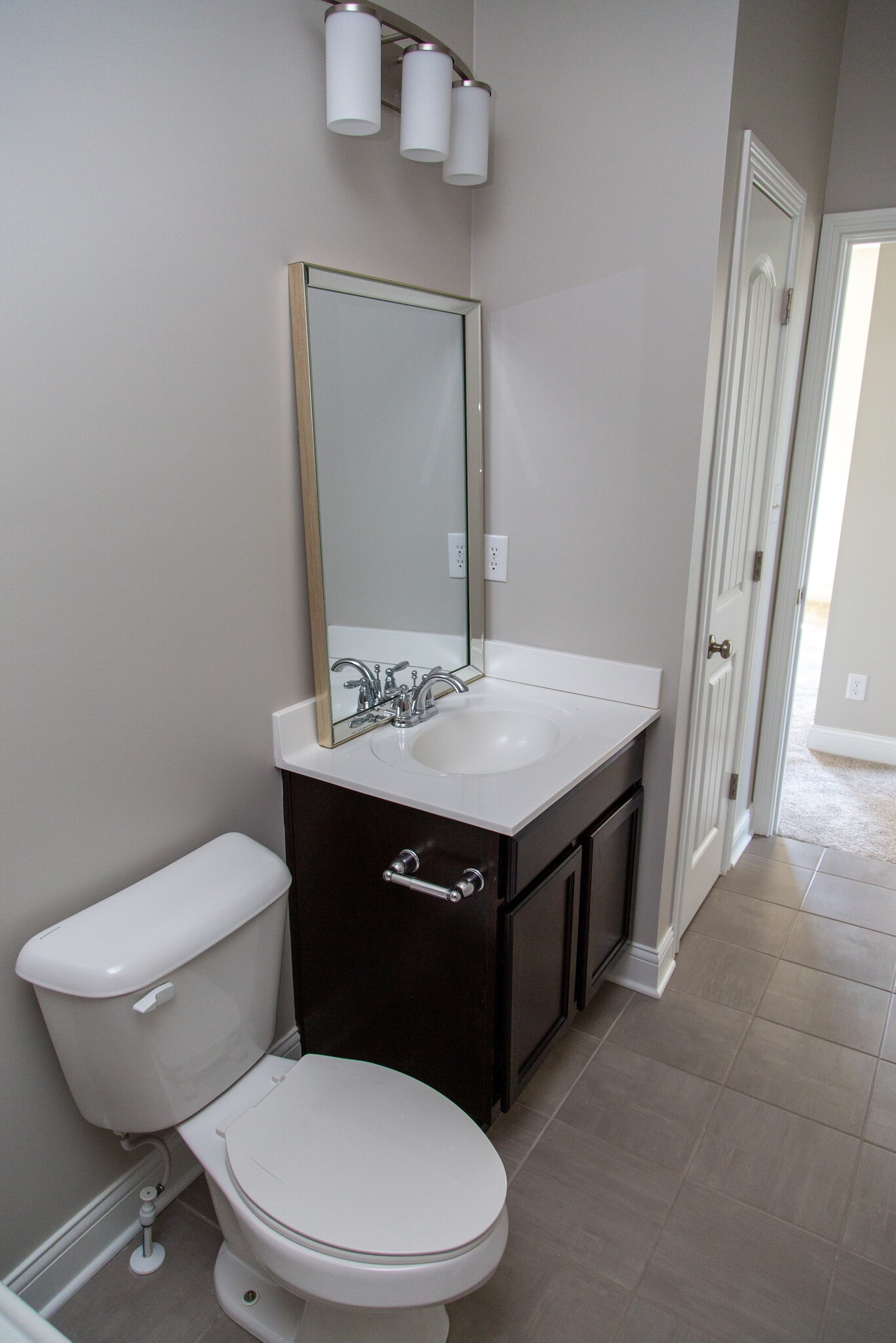 Building Photo - 14277 James Dean Dr