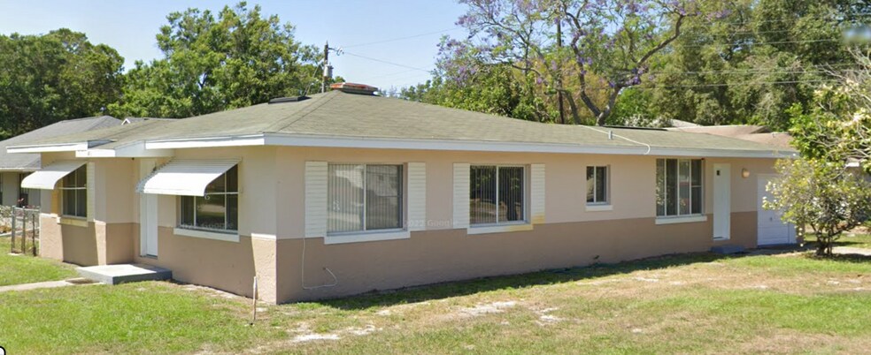 Building Photo - 1801 55th St S