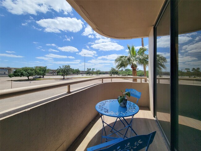 Building Photo - 3525 Sage Rd