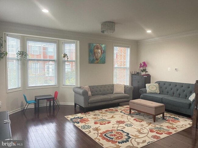 Building Photo - 43010 Paris Gap Square