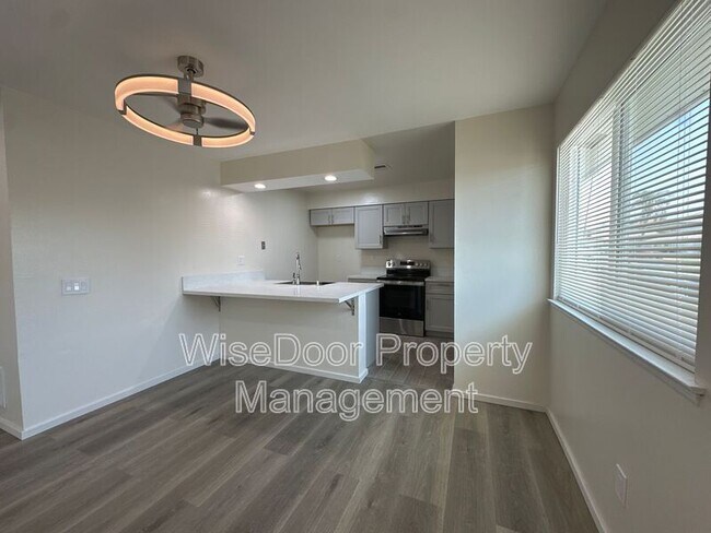 Building Photo - 3404 20th St