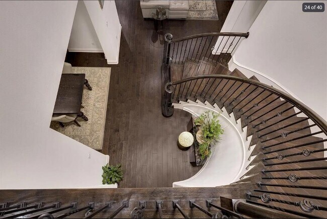 Building Photo - 4208 Bonanza Dr